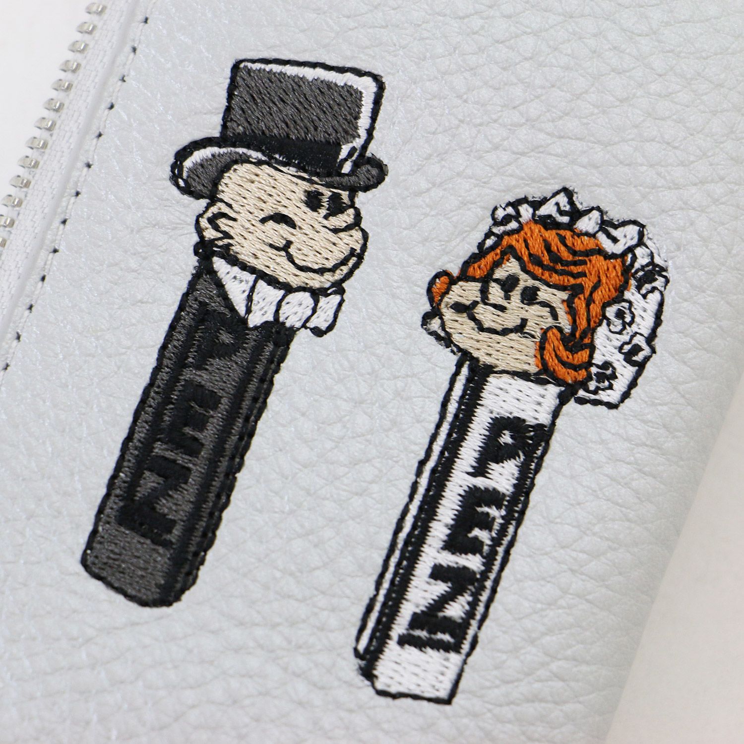 ear PAPILLONNER カードケース 「PEZ(ペッツ) ×ear」WEB限定