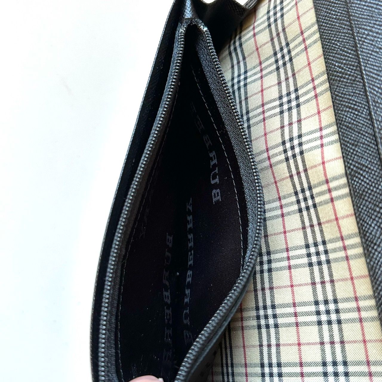 バーバリー　長財布　ブラック　ノバチェック バーバリー 長財布 ブラック ノバチェック - メルカリ