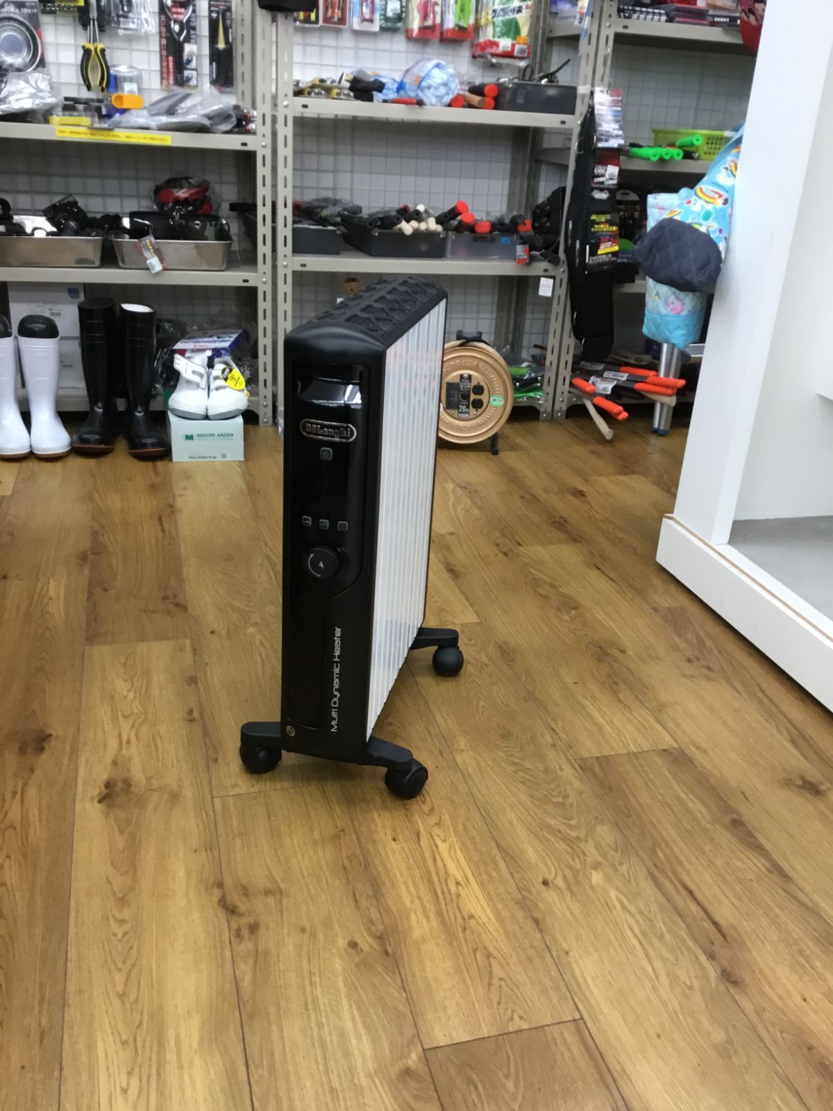 美品】DeLonghi HXJ60L12-WH コンベクターヒーター ホワイト 中古美品