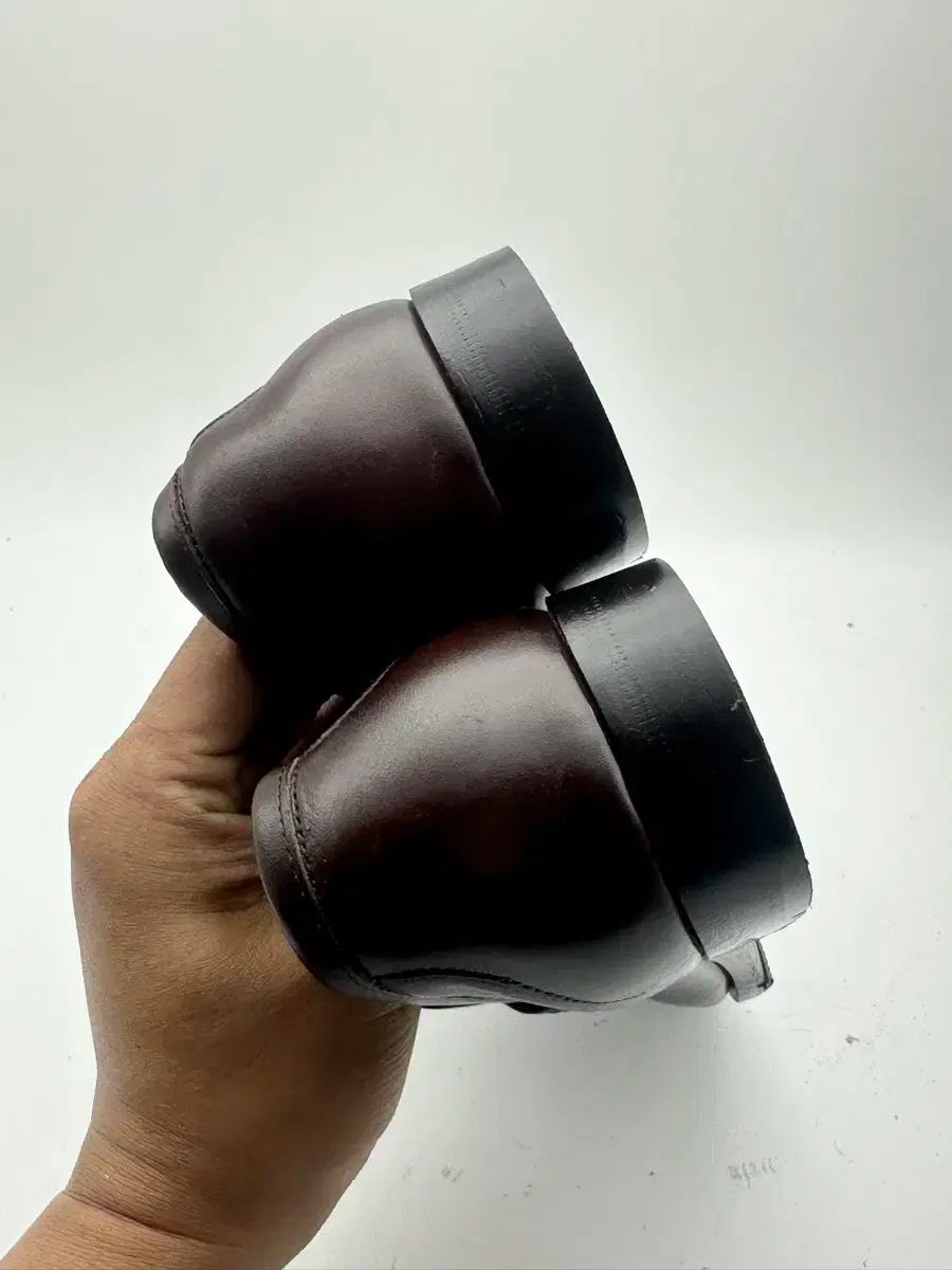 250