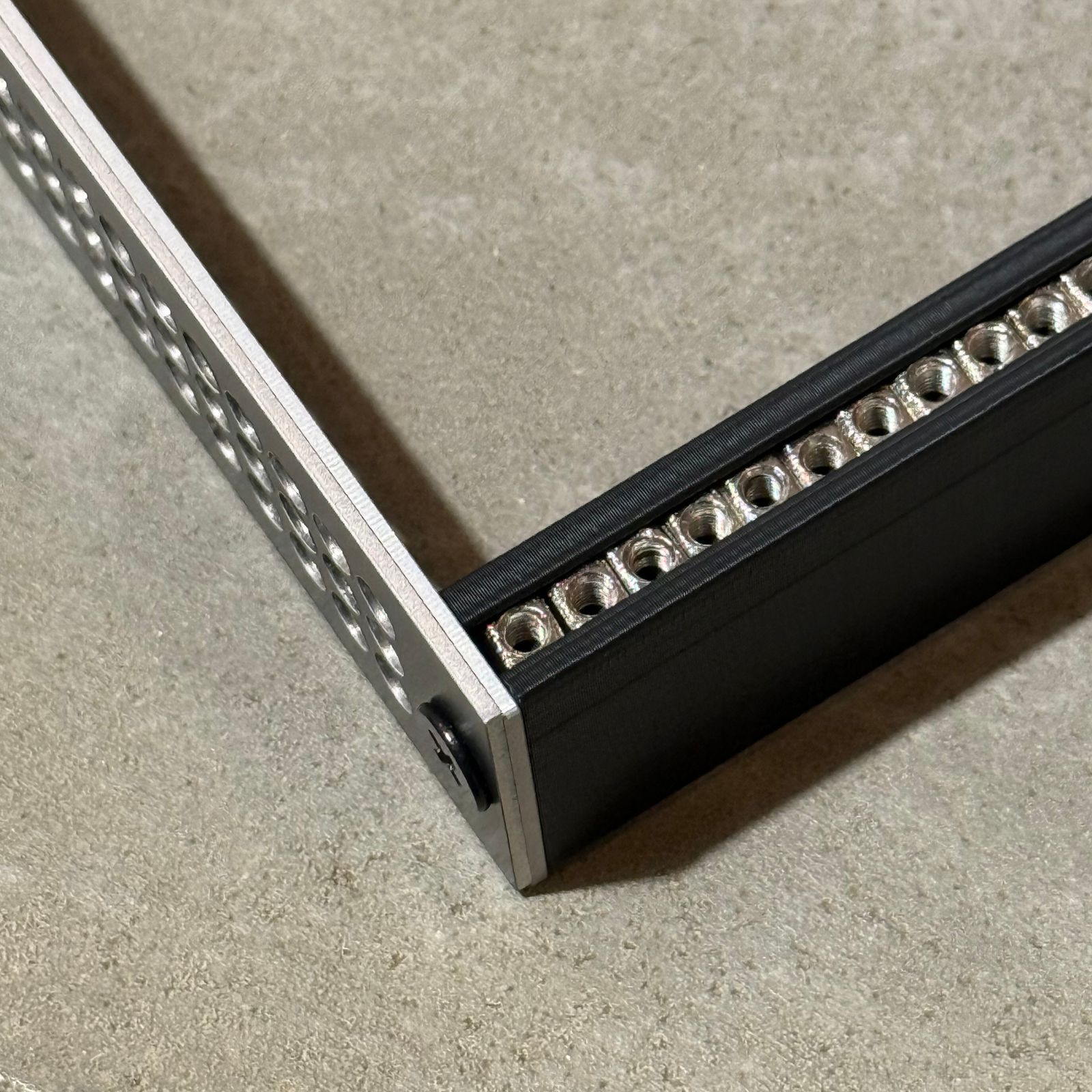 zudo-rail-60 Nuts-set2