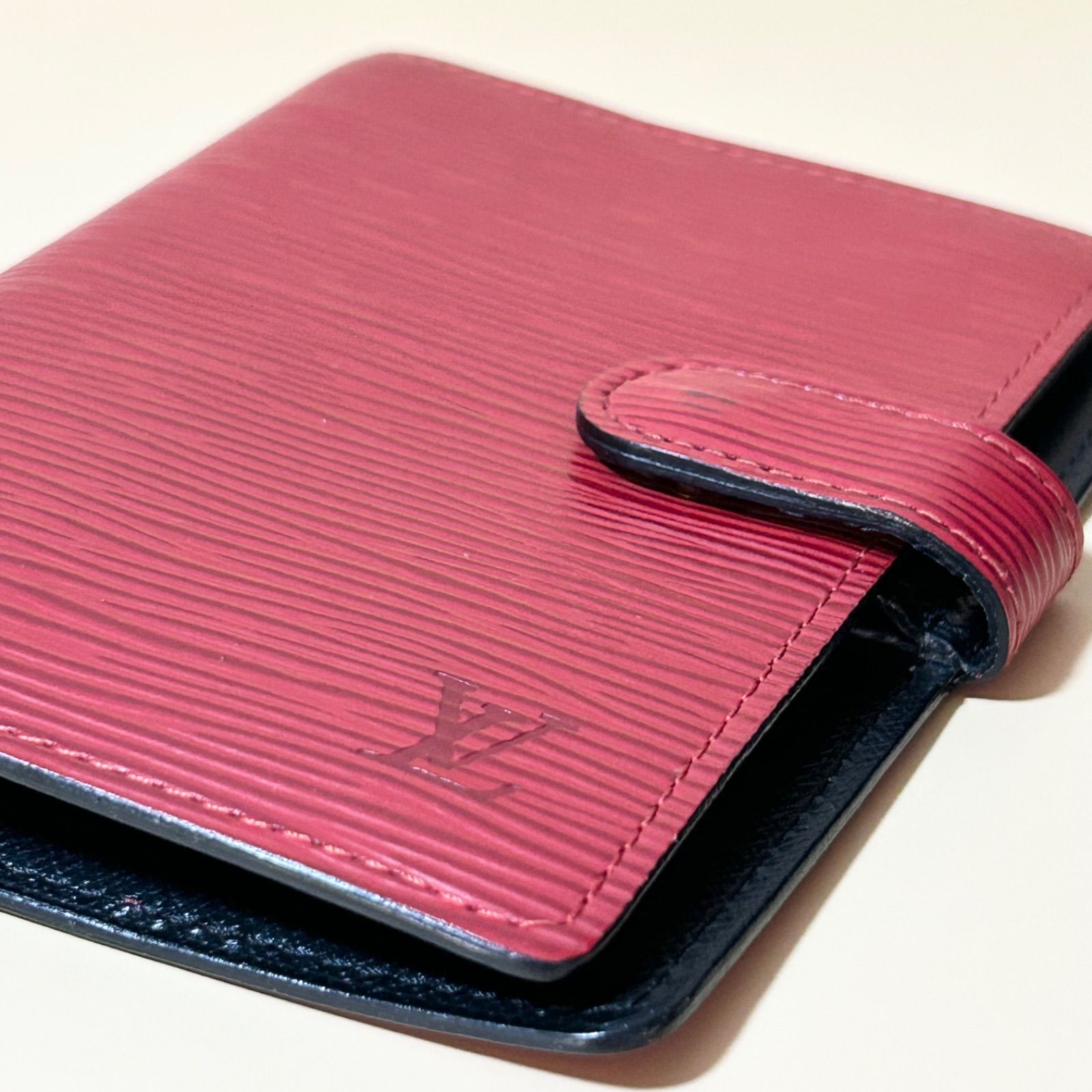 ルイヴィトン エピ 手帳カバー Louis Vuitton エピレザー 手帳カバー
