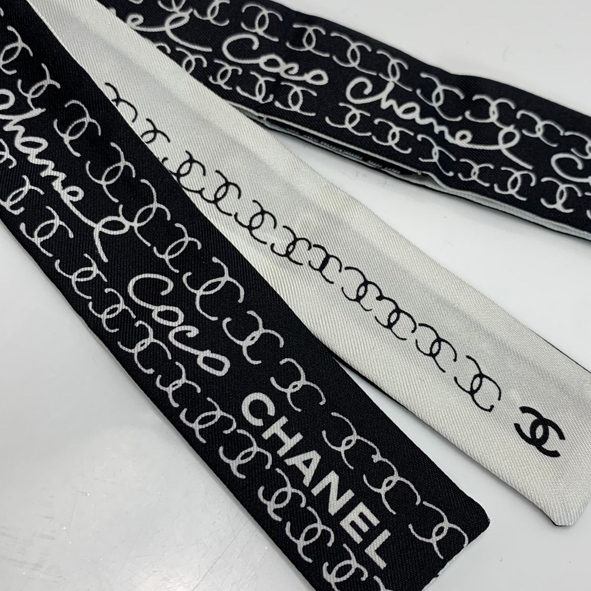 CHANEL シャネル ヘアバンド 細いスカーフ ツイリー シルク100