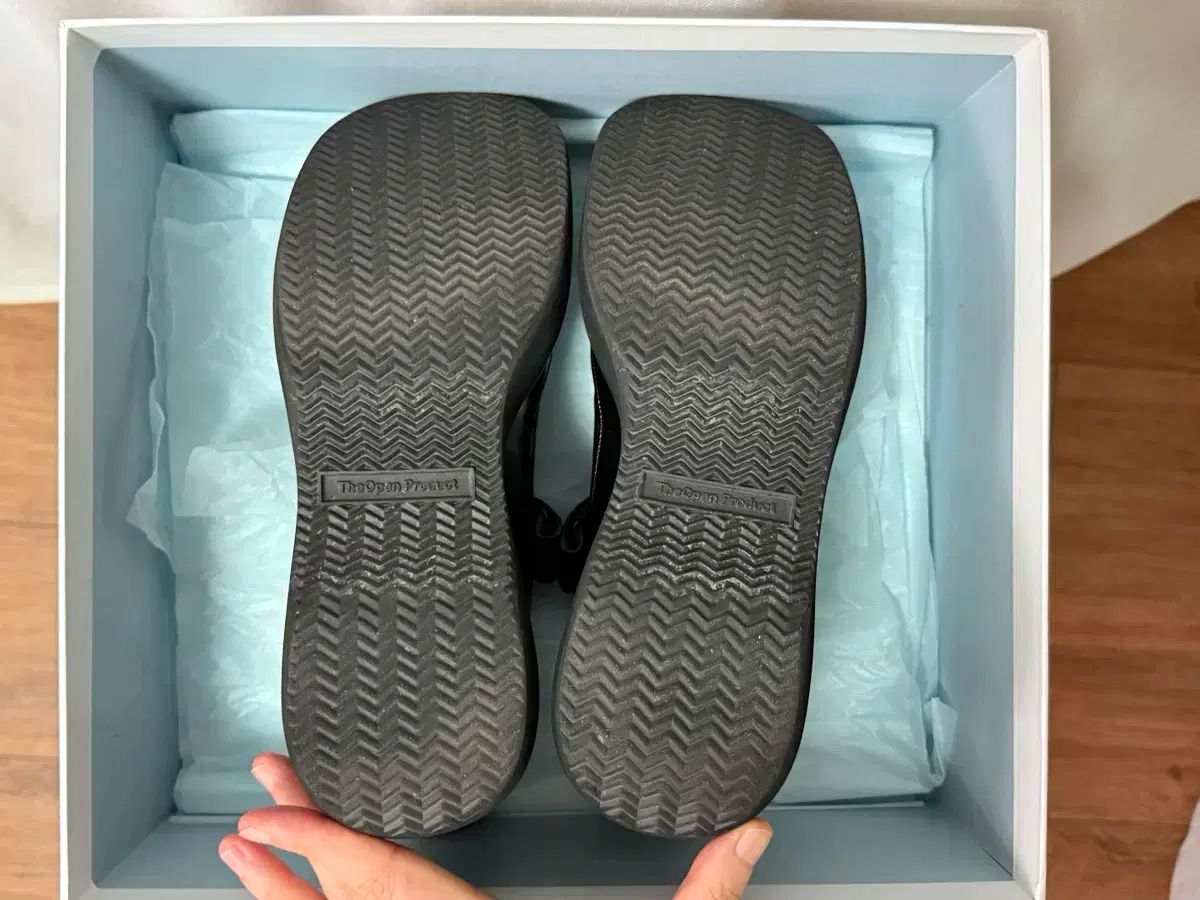 フラットフォーム