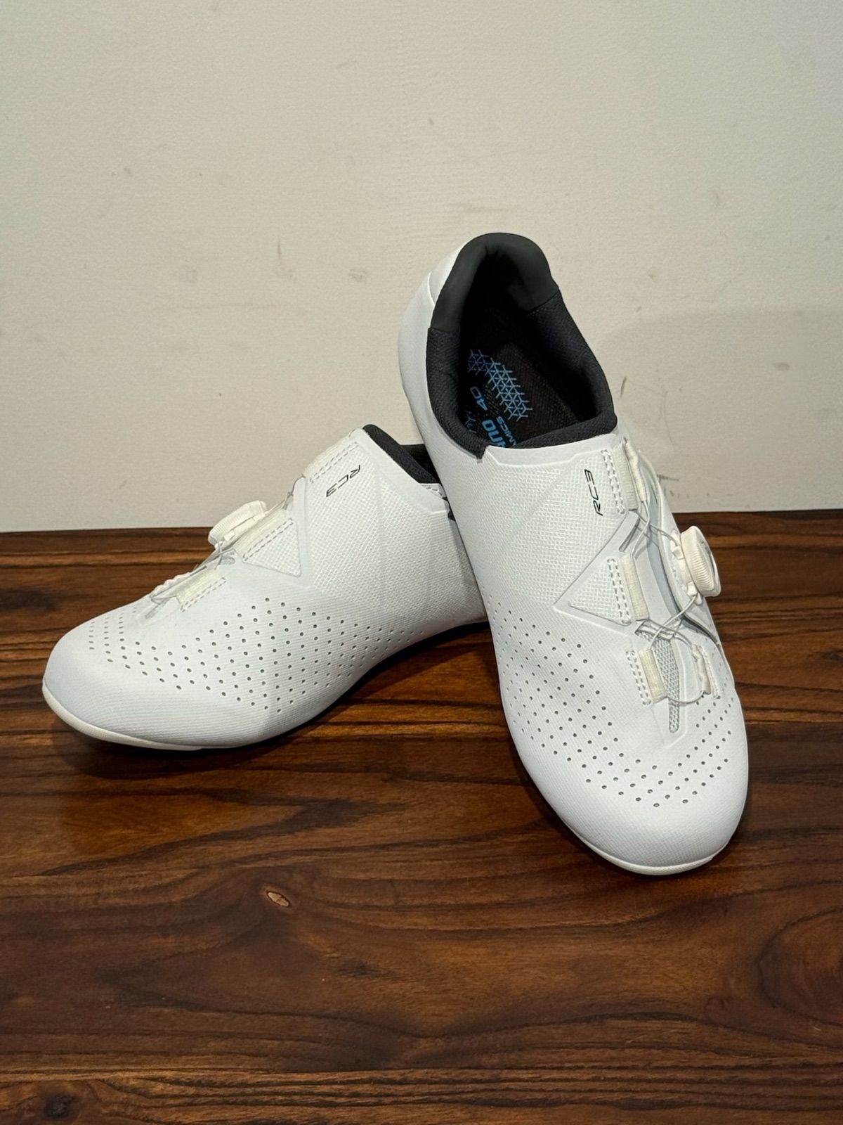 ♥ SHIMANO RC300 SPD-SL シューズ 店頭展示品 シマノ ビンディングシューズ 25cm 25.5cm 26cm 送料無料