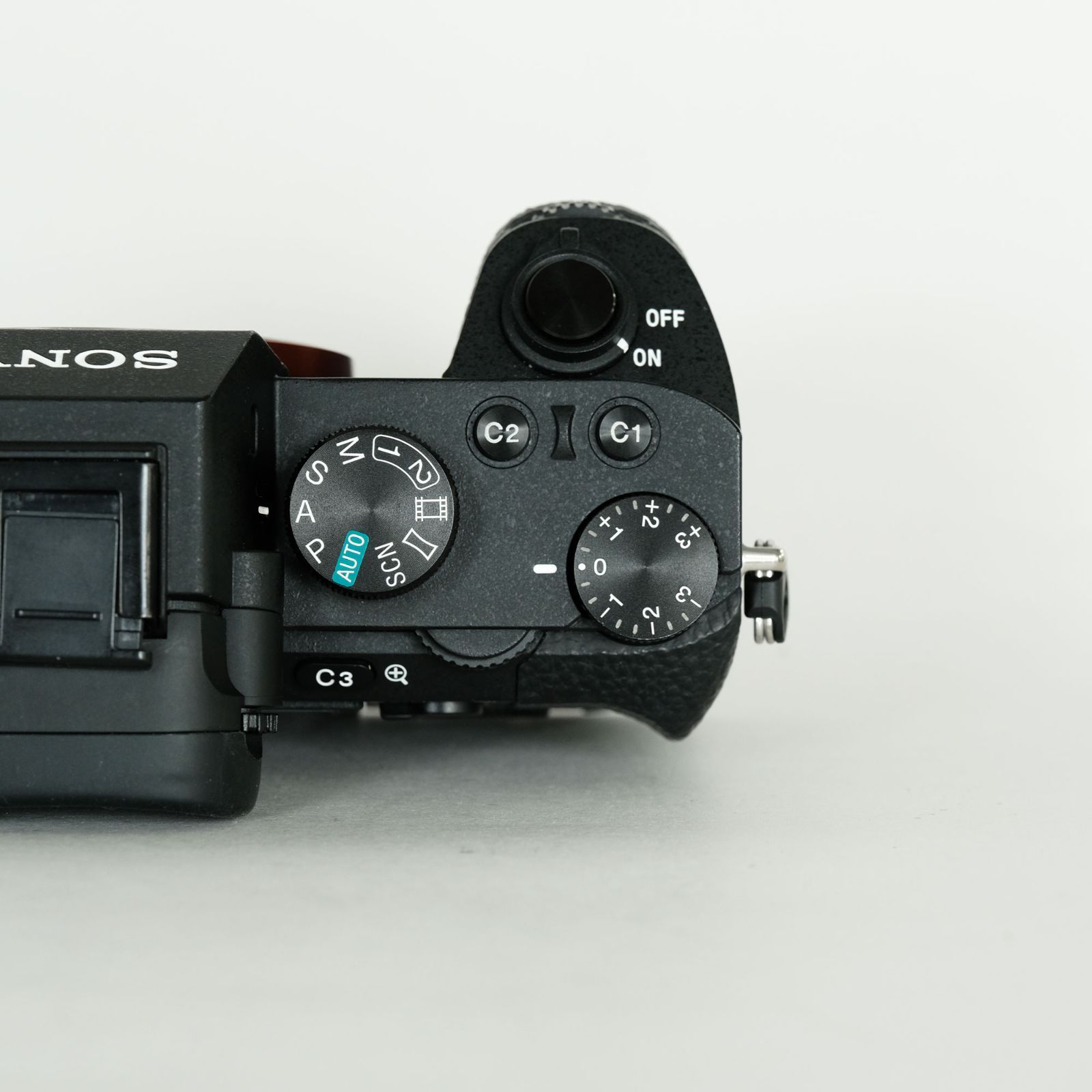 シャッター 74,976 SONY α7II ILCE-7M2 デジタルカメラ Amazon.co.jp: Sony Alpha 7 II Mirrorless Single Lens Digital