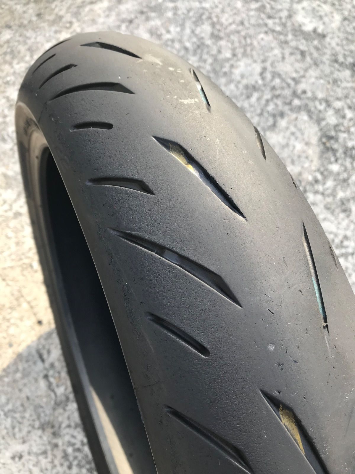 ブリヂストン S22