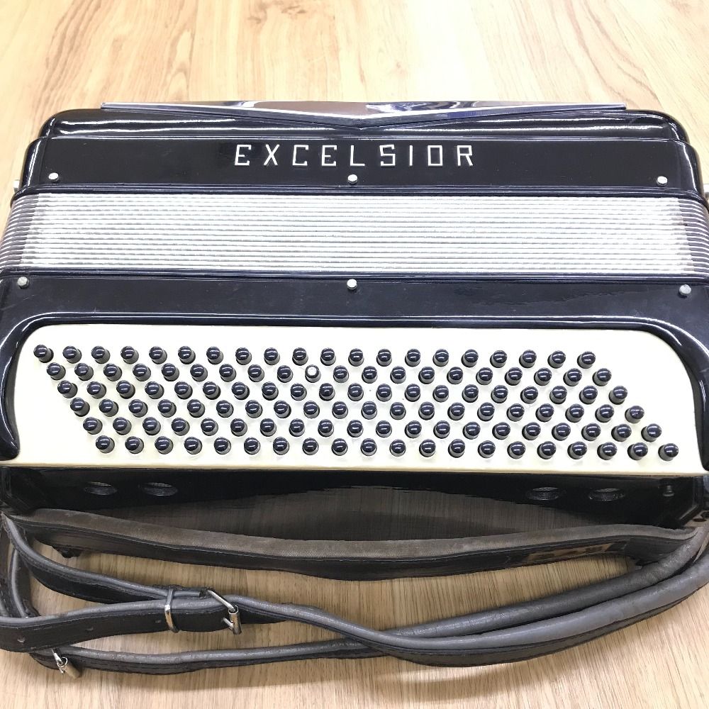 EXCELSIOR アコーディオン MODEL 302 - メルカリ