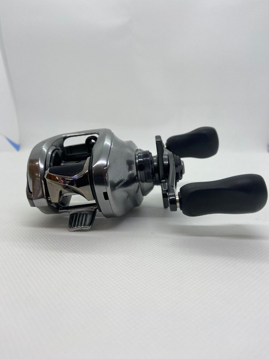 SHIMANO - ΨΨSHIMANO シマノ ベイトリール　18バンタムMGL XG RH 　箱付 03859 ΨΨSHIMANO シマノ ベイトリール 18バンタムMGL XG RH 箱付 03859