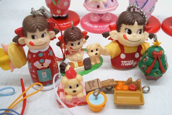 ペコちゃん ストラップ＆フィギュア まとめ売り ミニフィギュア ペコちゃん ミニフィギュア・キーホルダー