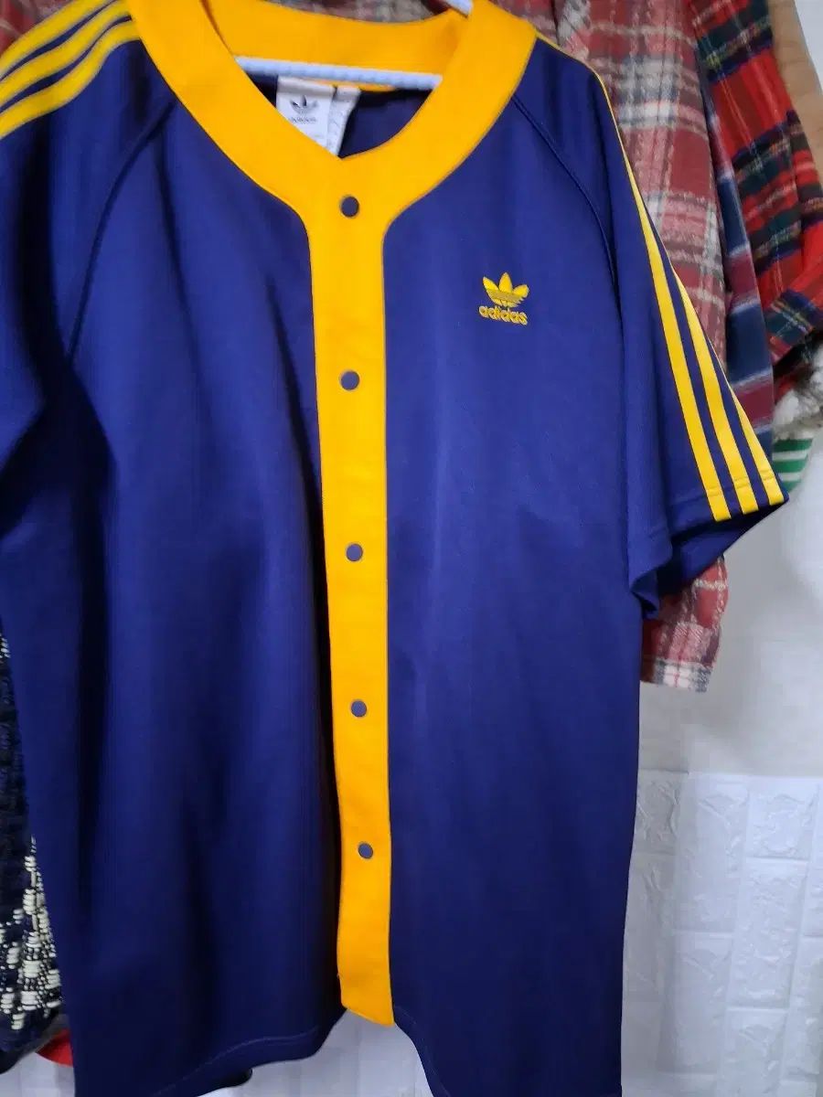 アディダス 野球