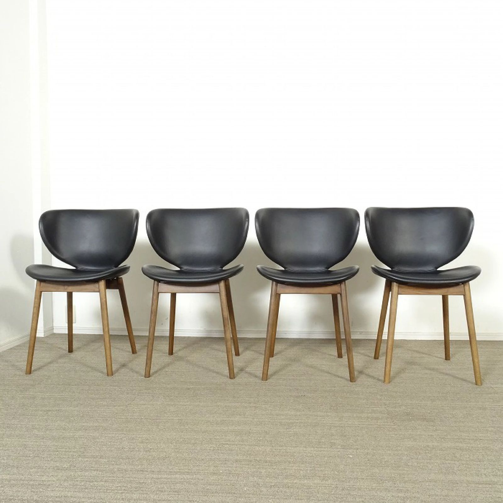 ◾︎SELUNO◾︎ 展示 BoConcept ボーコンセプト Hamilton ハミルトン ダイニングチェア 4脚セット 黒本革 50万 v741