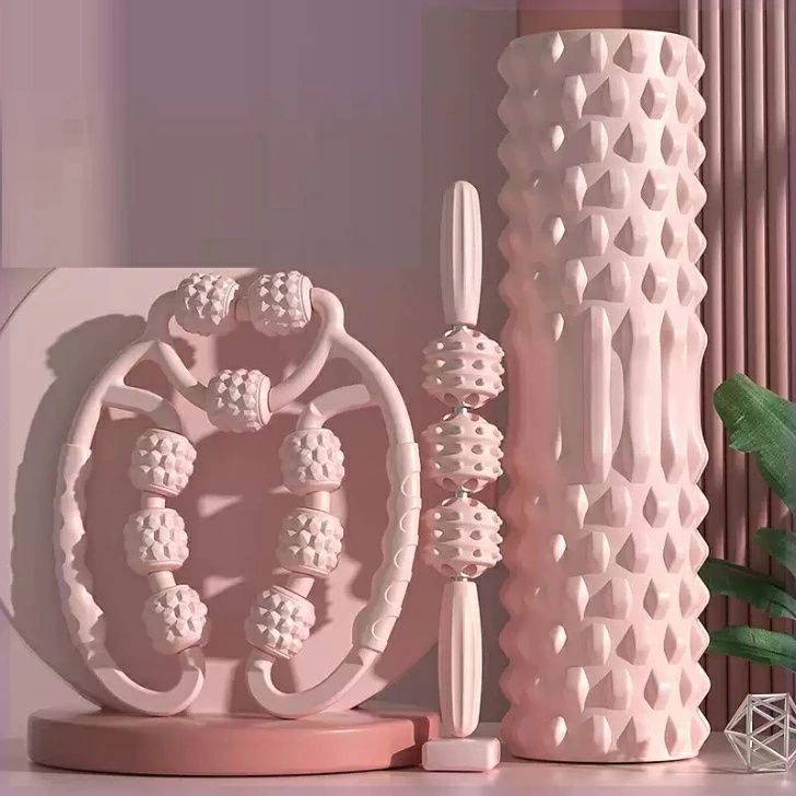 花文湯呑壱対名工人間国宝濱田庄司弟子滝田項一作 花文湯呑壱対名工人間国宝濱田庄司弟子滝田項一作 花文