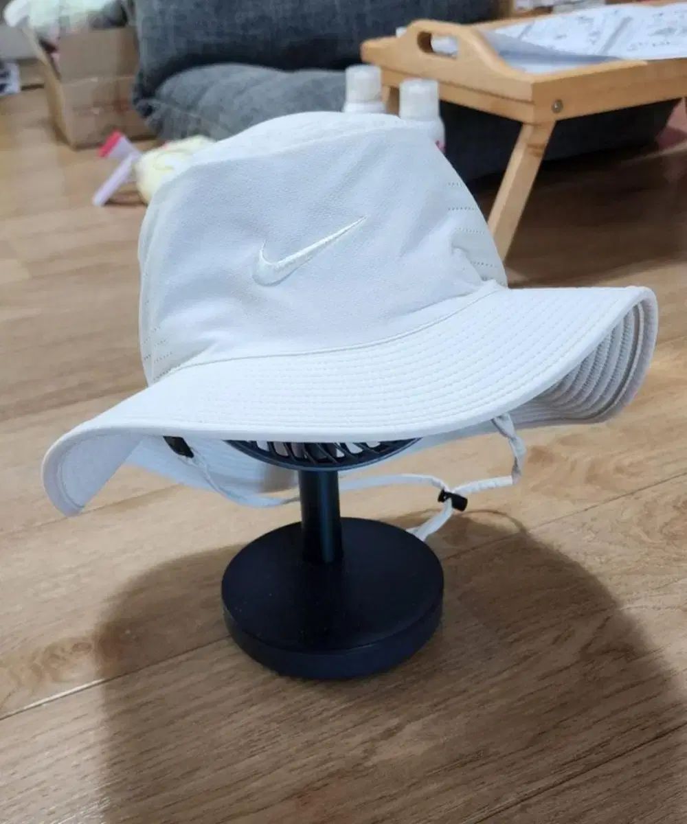 【雷市場（ポンジャン）商品韓国直送】 新品 NIKE GOLF（ナイキゴルフ） バンジーハット/バケットハット