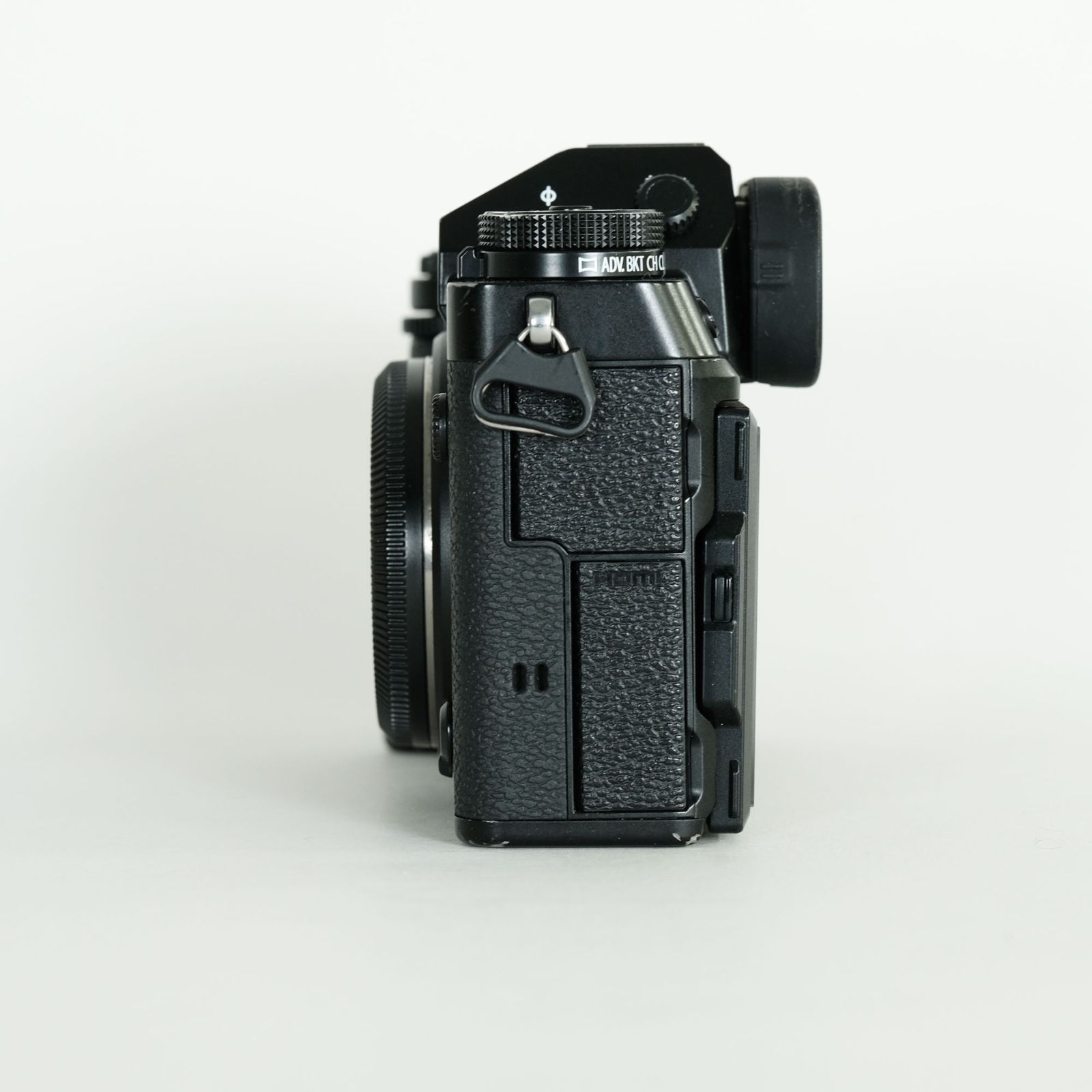 良品｜シャッター数3,124回] FUJIFILM X-T5 [ボディ ブラック] しまる 