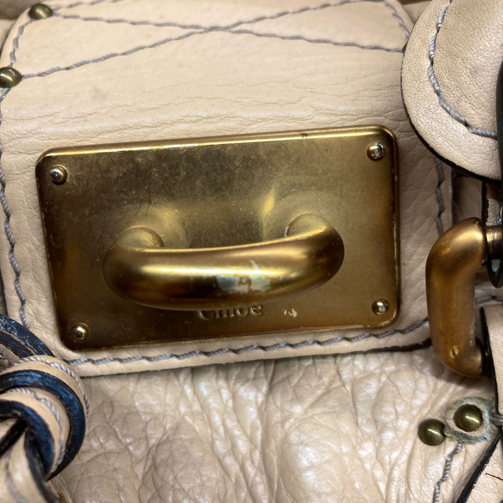 クロエ ベージュ