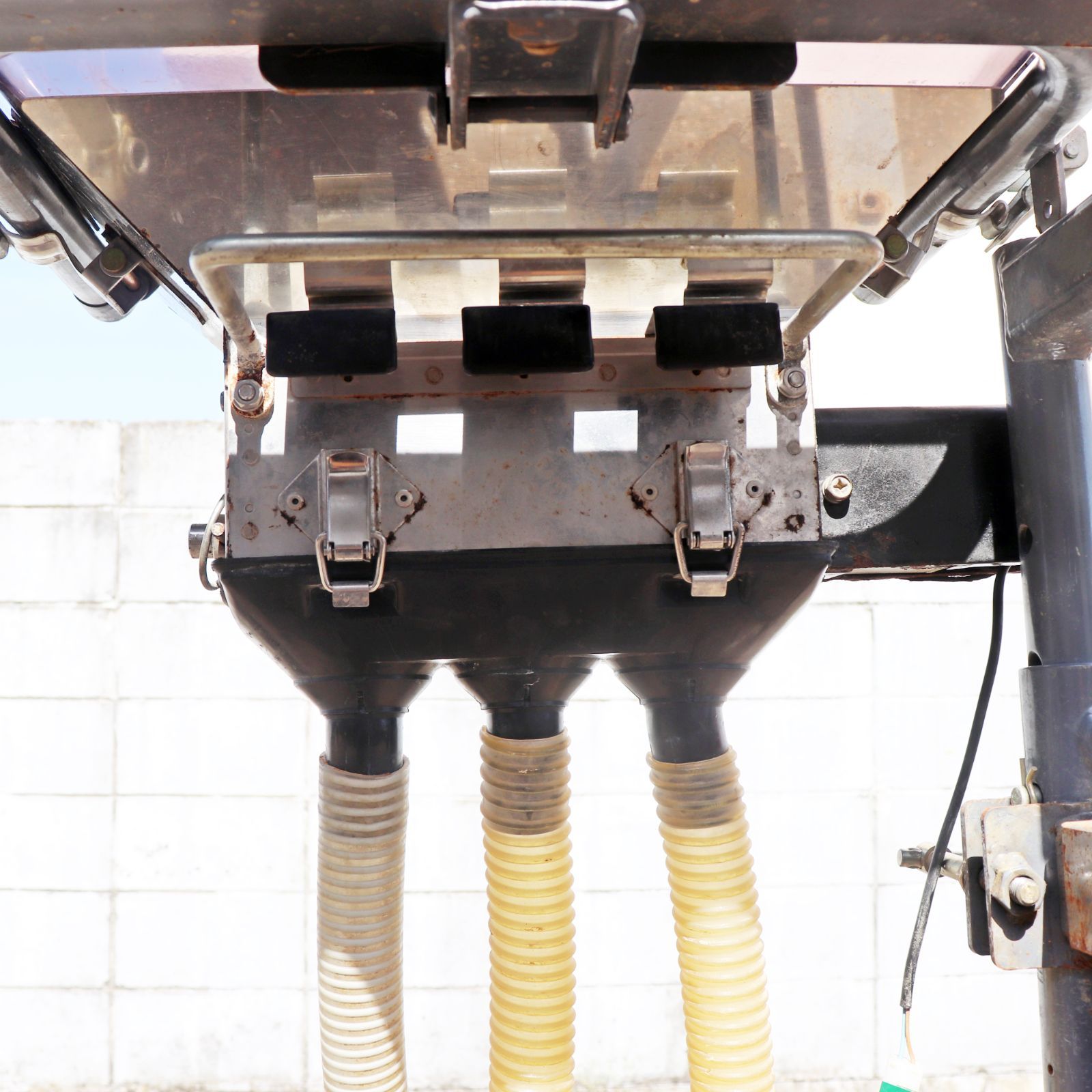 散布機 肥料散布