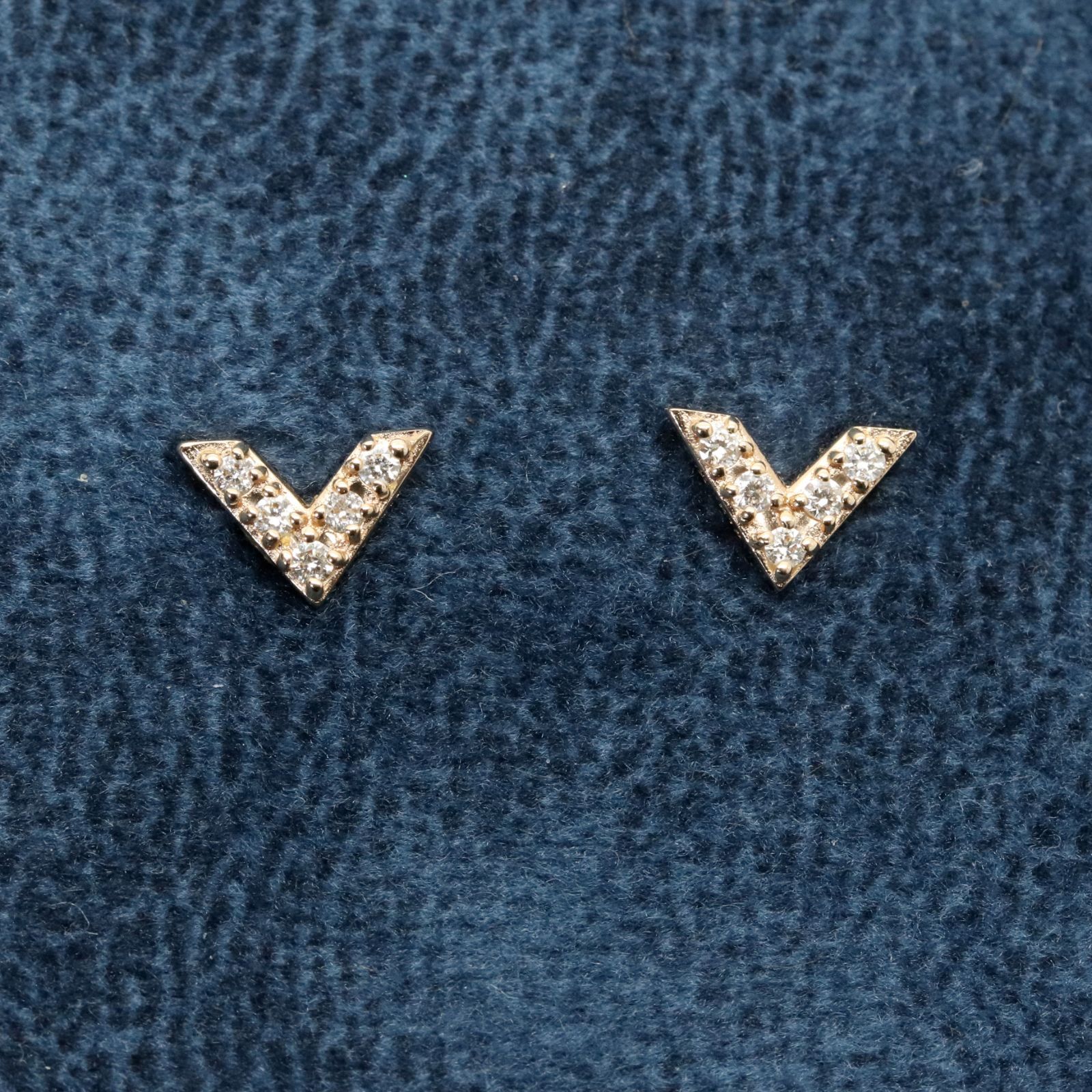 美品 ヴァンドーム青山 ダイヤモンド Vモチーフ K18 ピアス/24-160S  