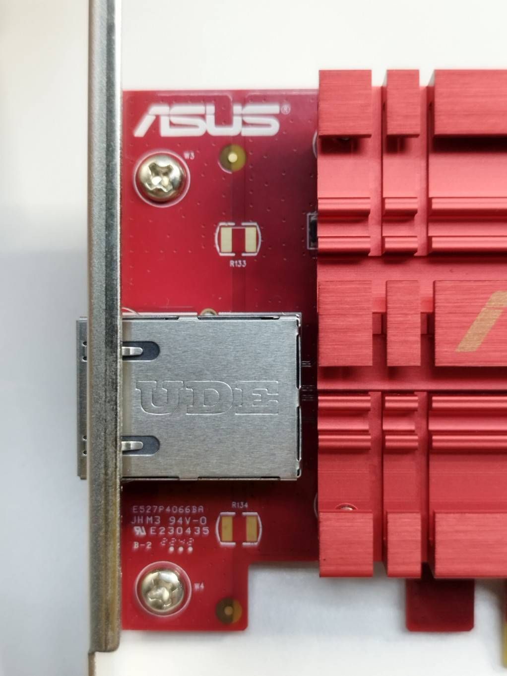 ネットワークアダプタ XG-C100C
