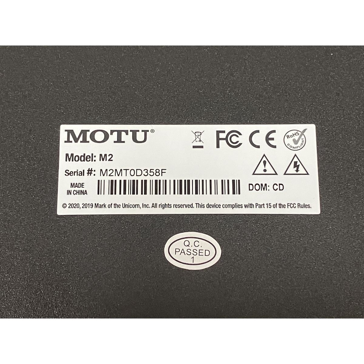 M2 オーディオインターフェイス