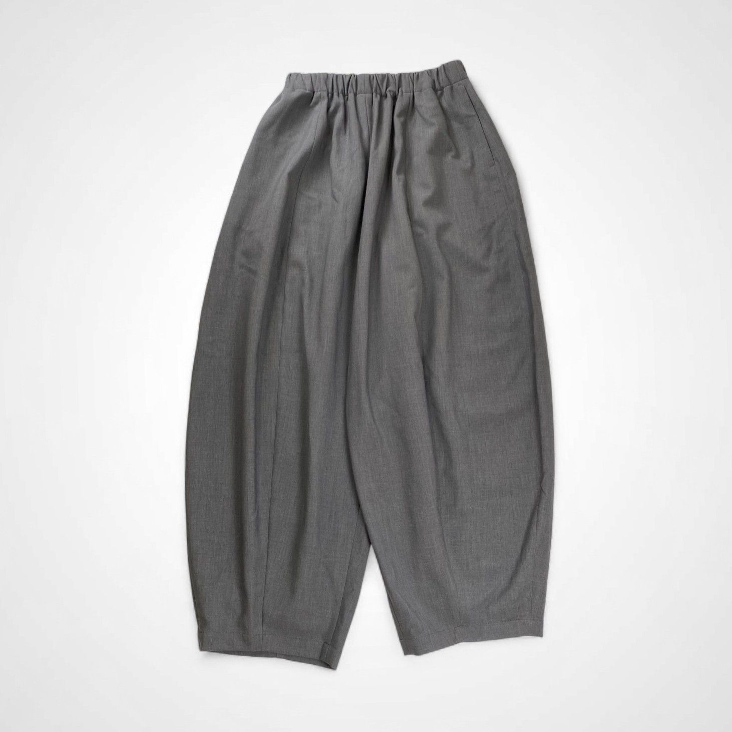 Curensology カレンソロジー ダブルクロスドロストパンツ 参考定価 24 000 tax SIZE