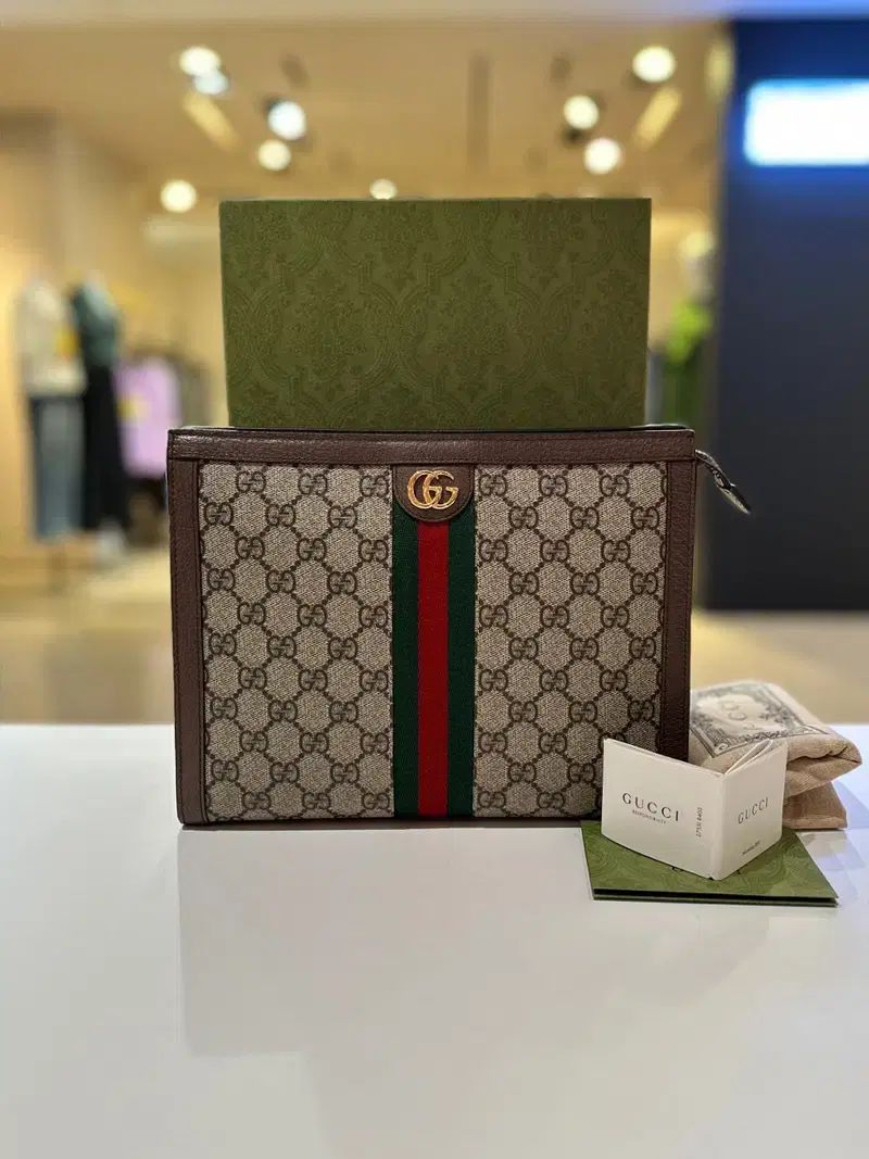 グッチ オフィディア GG Supreme ゴールド クラッチバッグ 625549