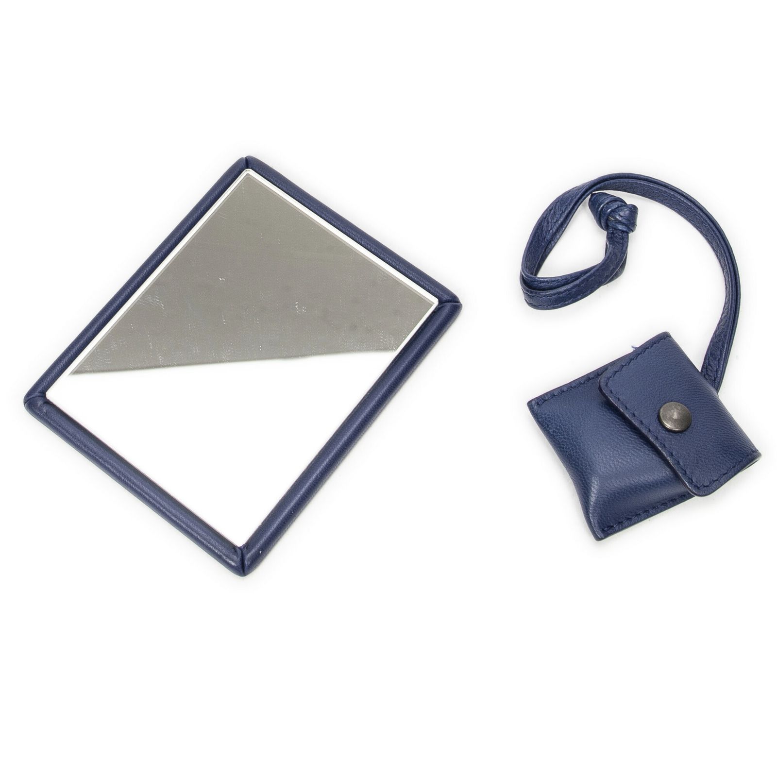 ボッテガヴェネタモンテーニュ青イントレチャートレザーA