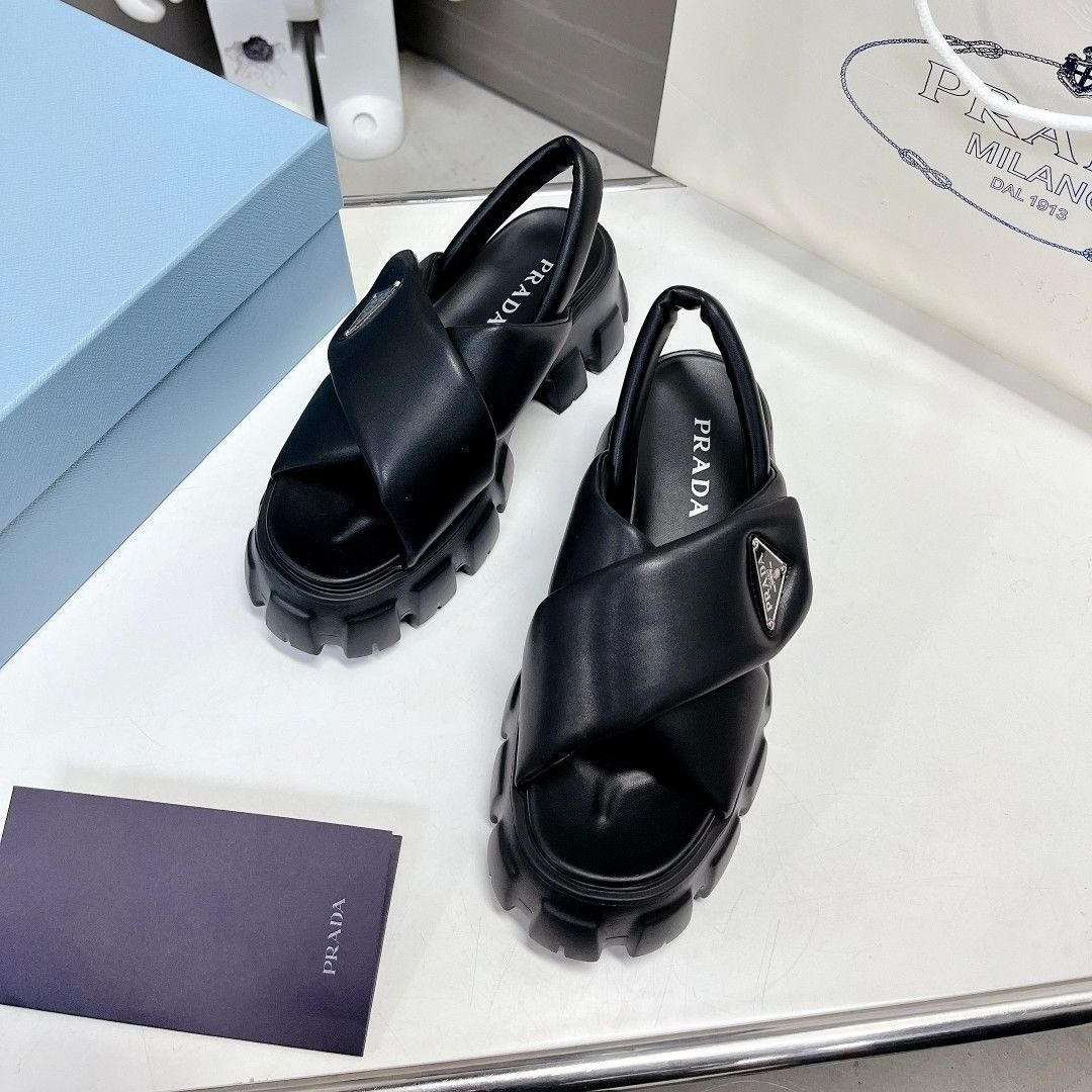 PRADA プラダ 厚底サンダル