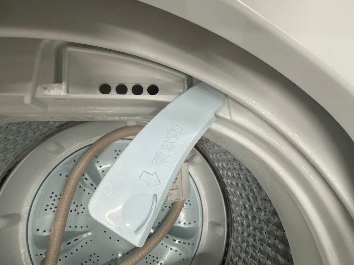 大阪送料無料☆3か月保障付き☆洗濯機☆シャープ☆6kg☆2023年☆ES