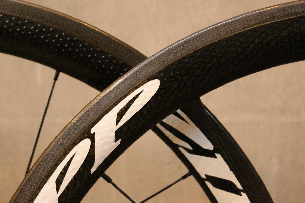 期間限定セール　ZIPP 303 firecrest クリンチャー　カーボン ジップ ZIPP 303 FIRECREST カーボン クリンチャー ホイールセット