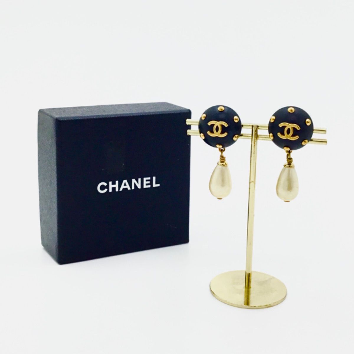o) CHANEL シャネル アクセサリー （耳） イヤリング 金属素材 ゴールド ココマーク ココ クラッシュ - ファイン ジュエリー | CHANEL シャネル