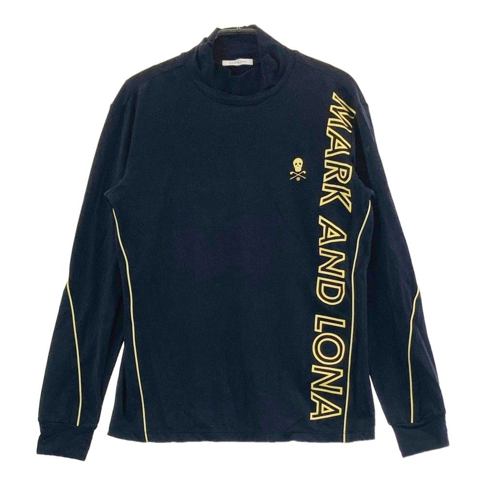 サイズ：44 MARK&LONA マークアンドロナ  ハイネック 長袖Tシャツ スカル  ブラック系 [240101435222] ゴルフウェア メンズ ストスト サイズ：44 MARK&LONA マークアンドロナ ハイネック 長袖Tシャツ