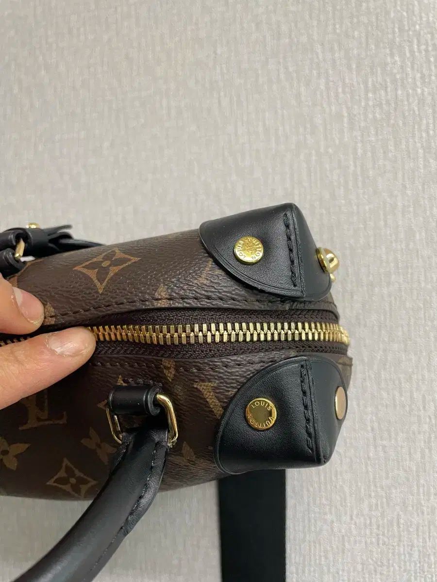 ルイヴィトンプティドマルスフレバッグ
