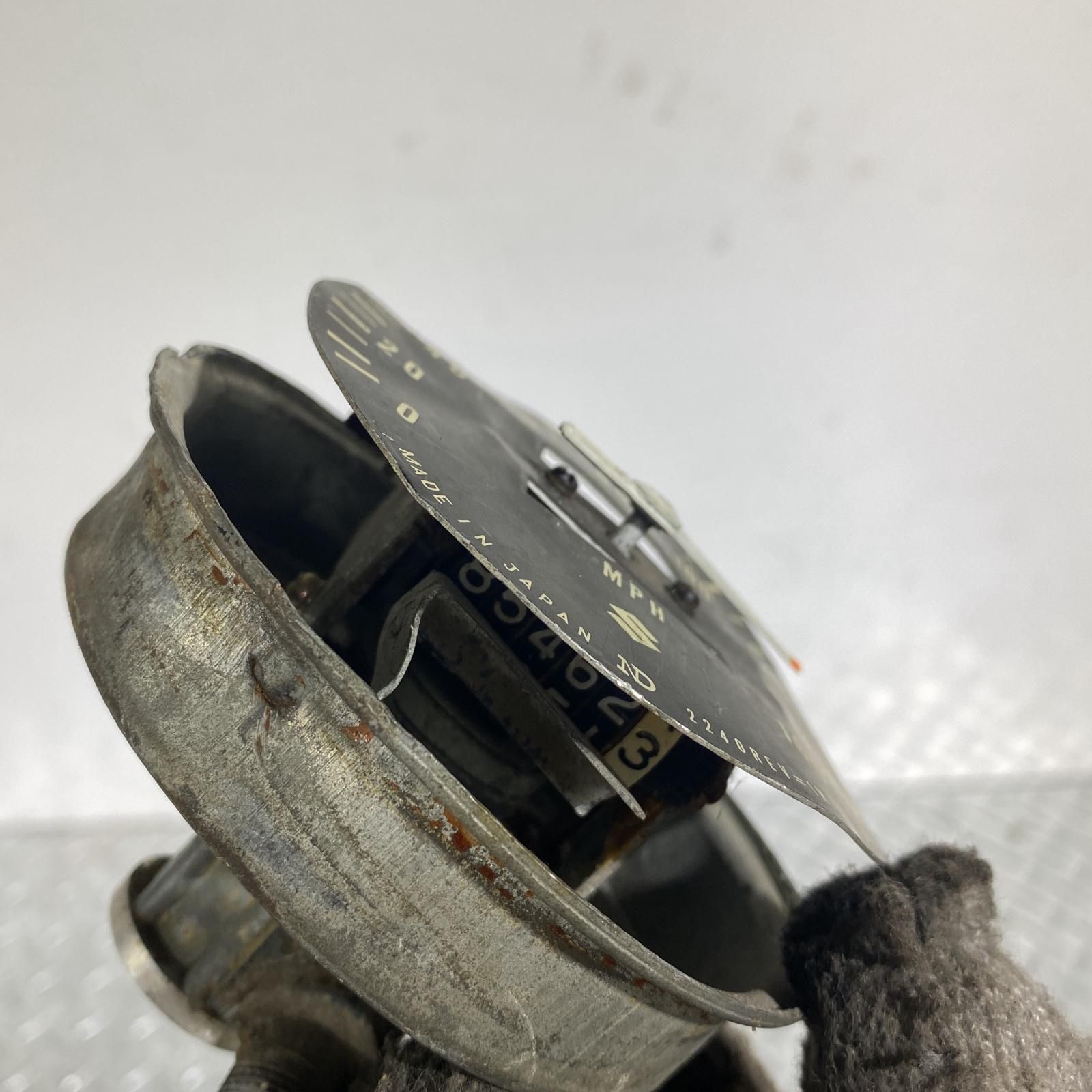 SUZUKI GT750 スピードメーター 部品取り スズキ - メルカリ