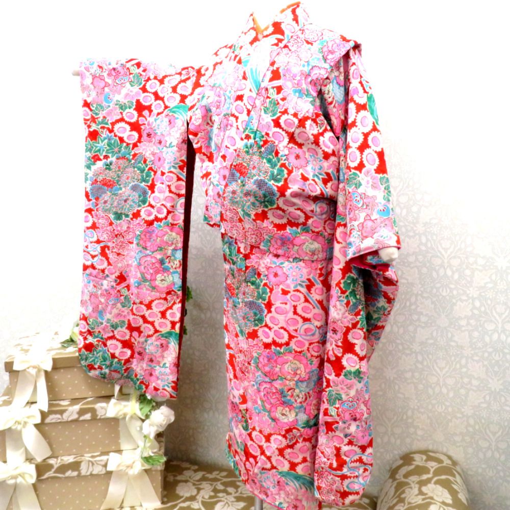 子供着物 アンティーク 昔 赤 白 ピンク 水色 緑 ベージュ 花々 花玉 女児用 四つ身 総柄 レトロ 上げあり