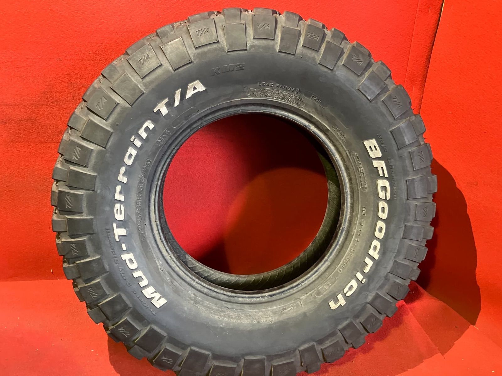 サマータイヤ LT255|85R16