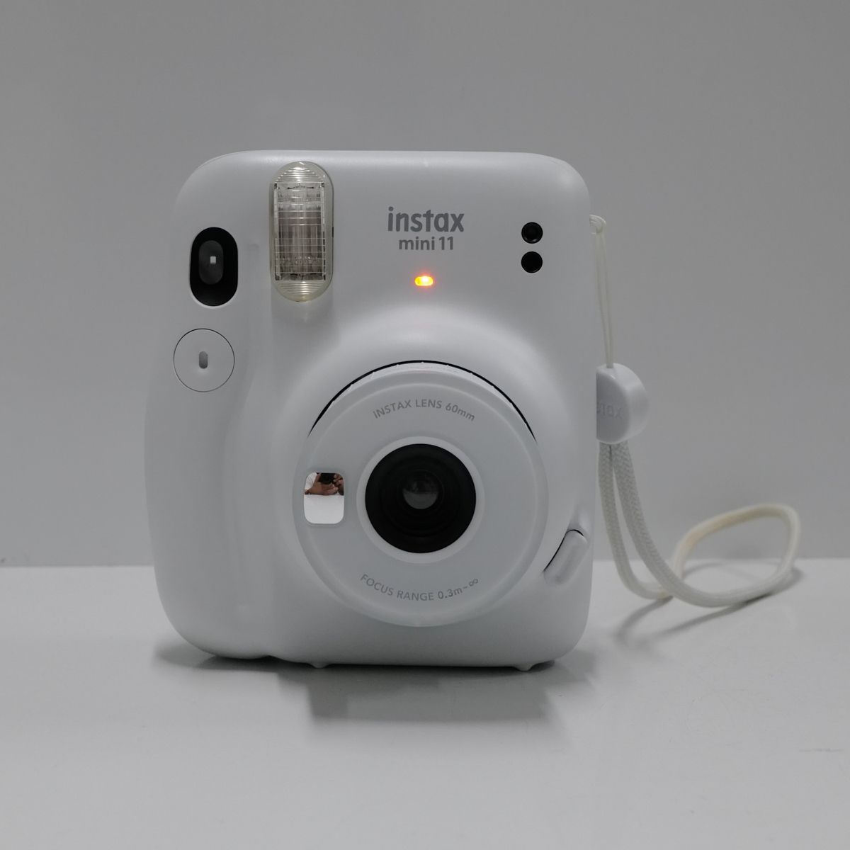 FUJIFILM チェキ instax mini 11 USED超美品 インスタントカメラ 明るさオートでカンタンに！完動品 中古 CE4055