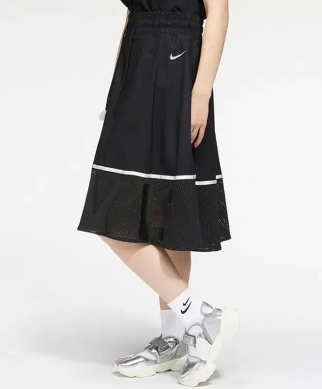 NIKE ナイキ ウーマンズ メッシュ スカート