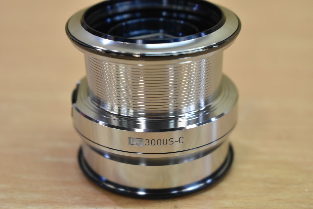 ダイワ 18 イグジスト LT 3000S-C 純正スプール DAIWA EXIST シーバス ヒラメ 釣り 替えスプール 等に