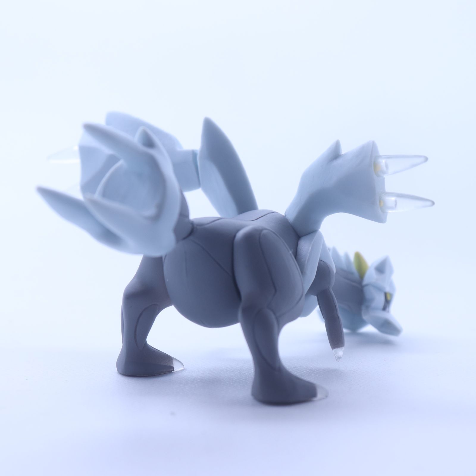 キュレム /TAKARA TOMY (タカラトミー) 立体ポケモン図鑑
