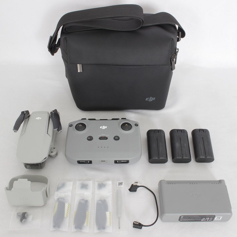 美品】DJI Mini 2 Fly More Combo MI2CP2 ドローン 空撮カメラ ミニ