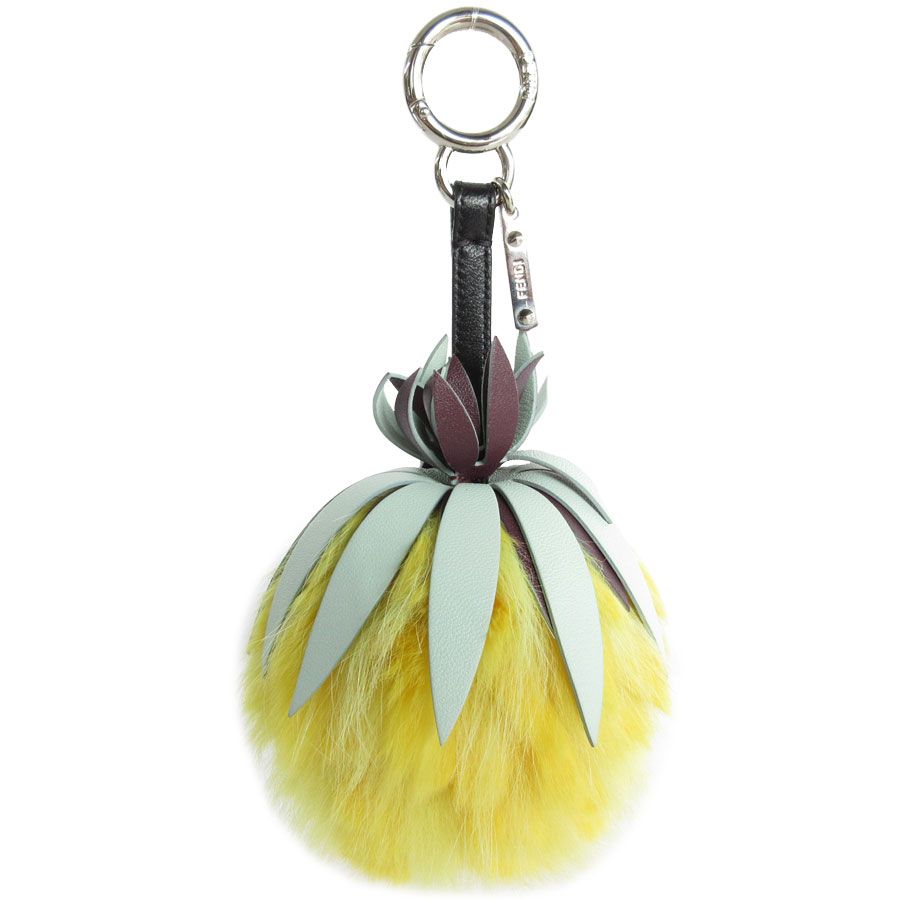 FENDI パイナップルモチーフ チャーム フェンディ FENDI チャーム パイナップルモチーフ - メルカリ