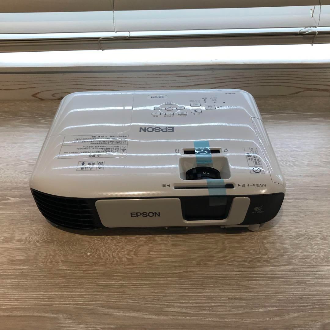 ビジネス用ポータブルプロジェクター EPSON EB-W41 美品！ 商品の説明