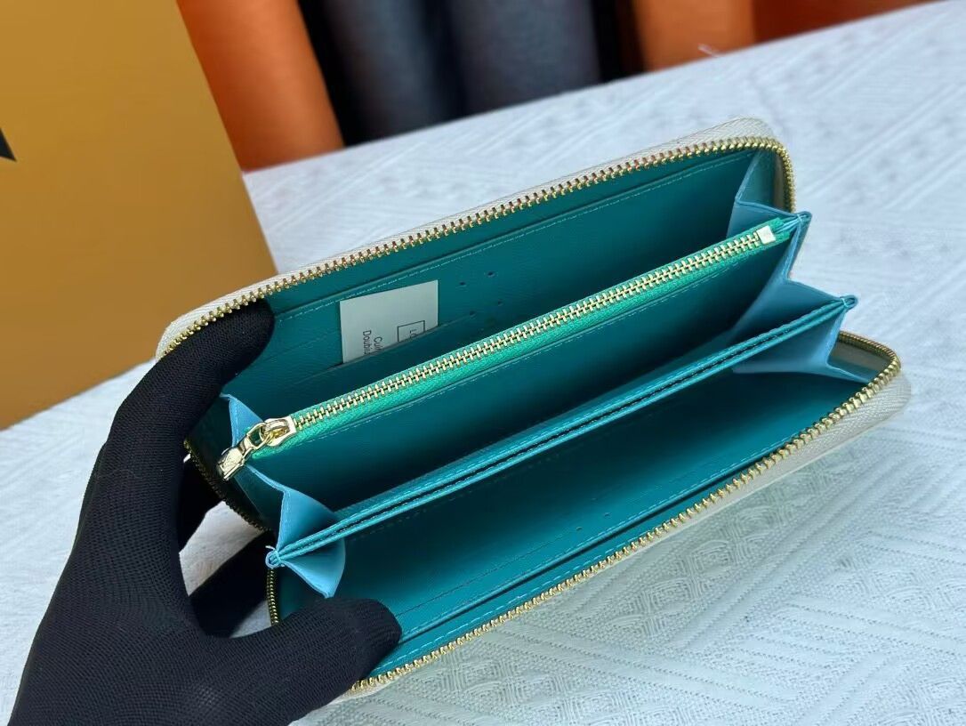 【美品】ルイヴィトン 長財布 M82444】 LOUIS VUITTON ルイヴィトン モノグラム 長財布 コピー