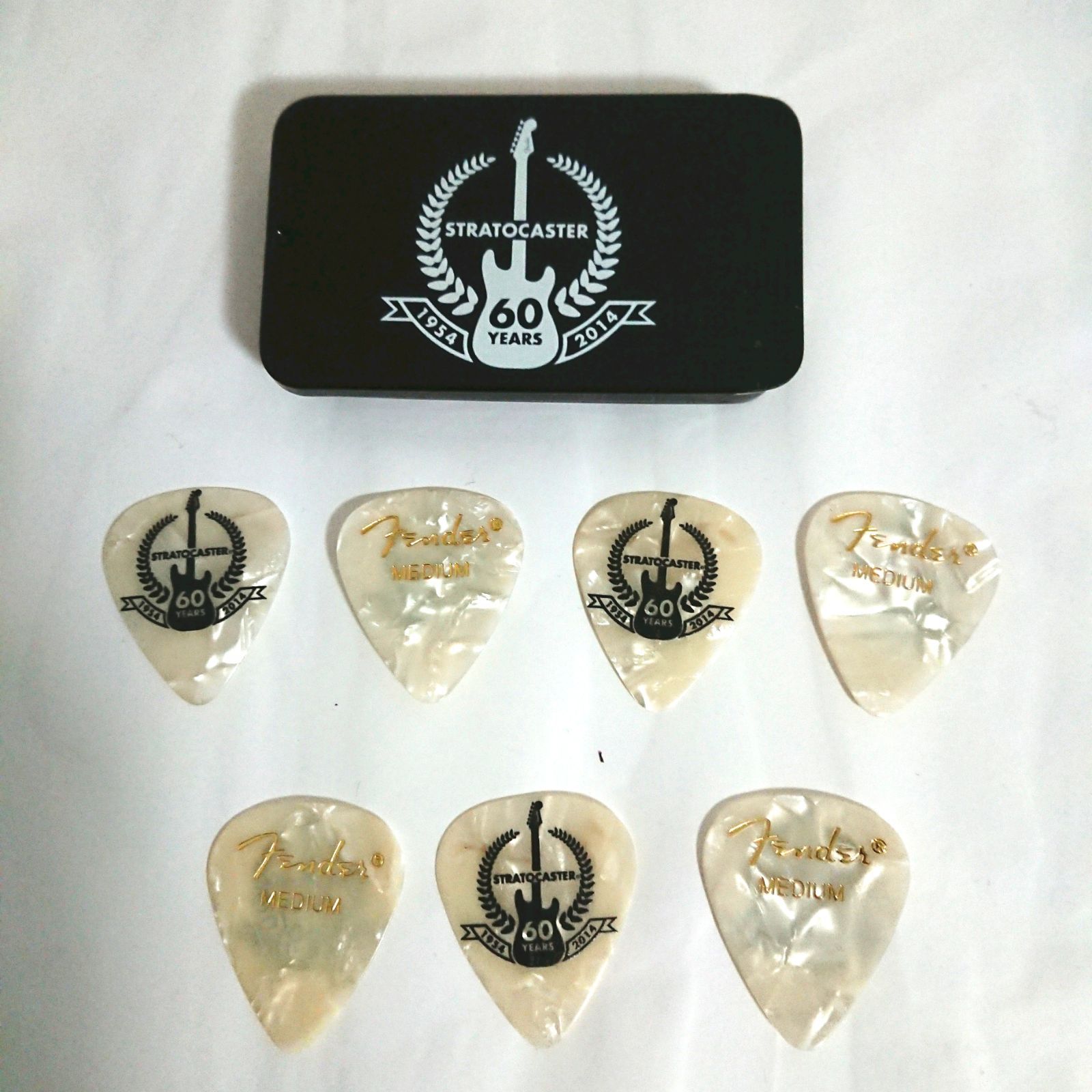 FENDER STRATCASTER 60 YEARS フェンダー ストラトキャスター 60周年