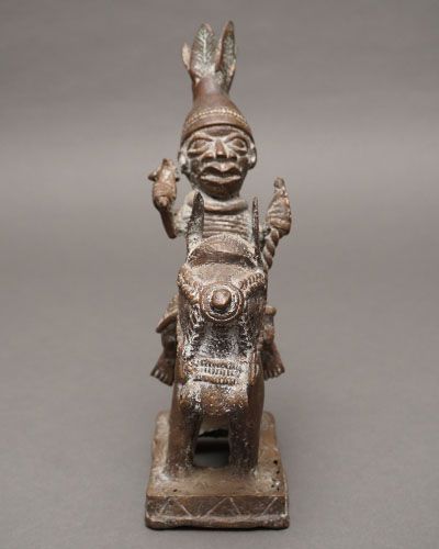 アフリカ部族金属彫刻像／アンティーク品　真鍮オブジェ アフリカ部族金属彫刻像／アンティーク品 真鍮オブジェ