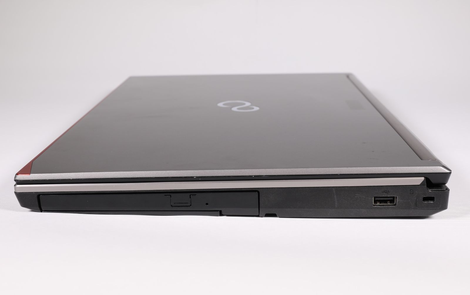 FUJITSU CELSIUS H760 （Win10）SSD 256GB メモリ16GB Core ノートパソコン