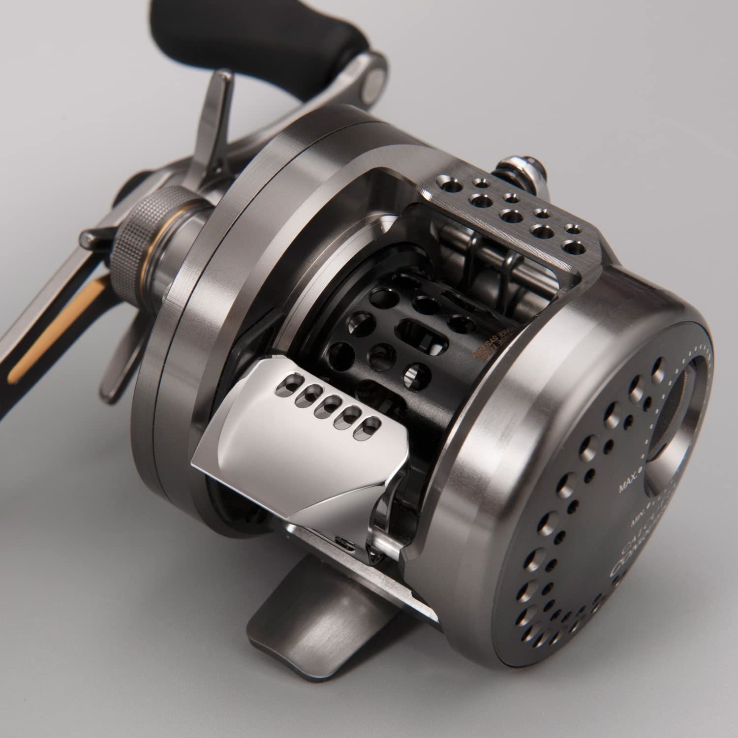 SHIMANO 冷たかっ 20カルカッタコンクエストDC