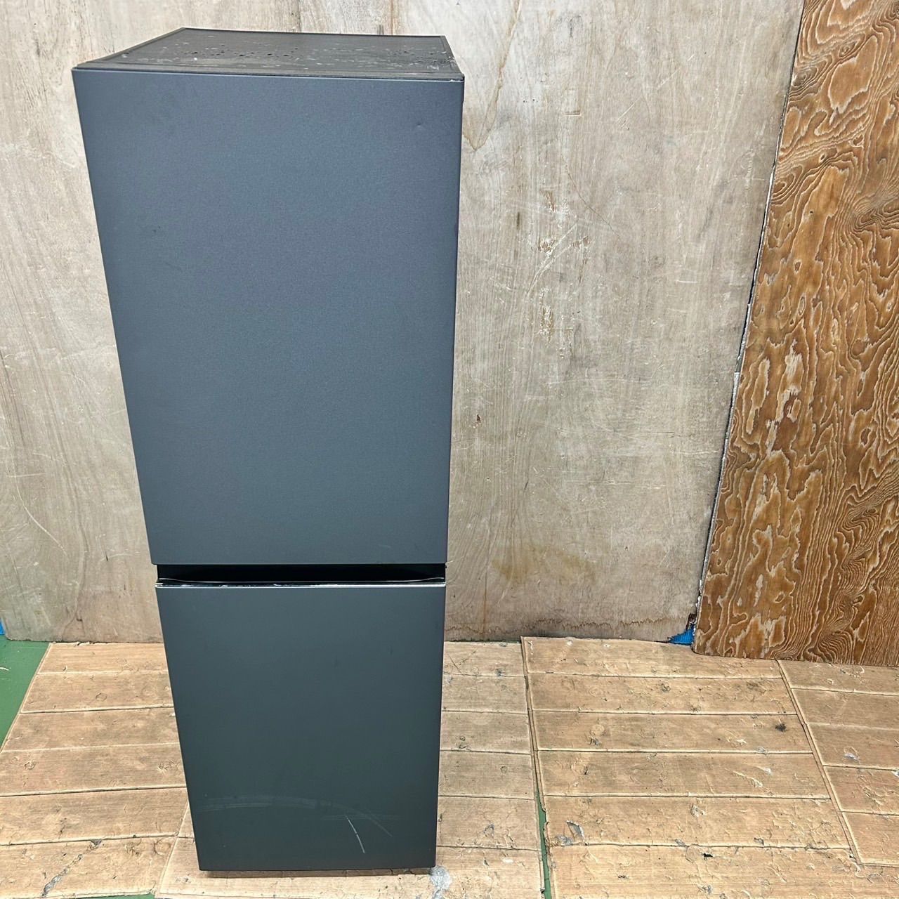 120 ハイアール小型冷蔵庫容量100l〜200l 極美品2024年製