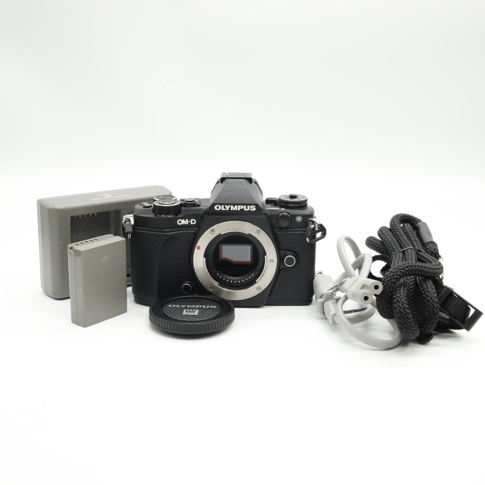 OLYMPUS ミラーレス一眼 OM-D E-M5 ボディ ブラック □美品 OLYMPUS ミラーレス一眼 OM-D E-M5 ボディ ブラック □美品